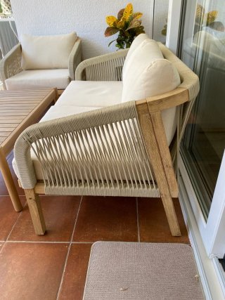 Conjunto Muebles Exterior: Sillones y Mesa
