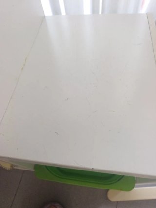 Mueble organizador blanco con cajones