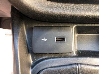 FIAT Doblò 95cv, doble puerta lateral, aire acondi