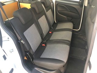 FIAT Doblò 95cv, doble puerta lateral, aire acondi