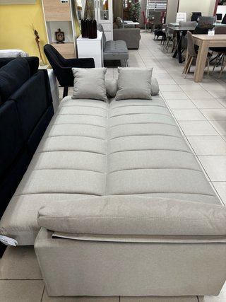 Sofá cama gris/beige con arcón