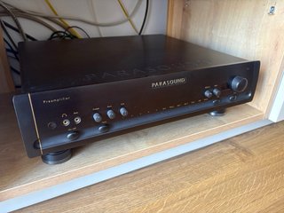 PrimaLuna ProLogue Five + previo Parasound P6