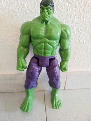 Figura Hulk Titán Marvel Avengers