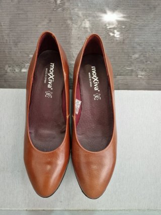 Zapatos de piel tacón 5cm tallas 37- 39 nuevos