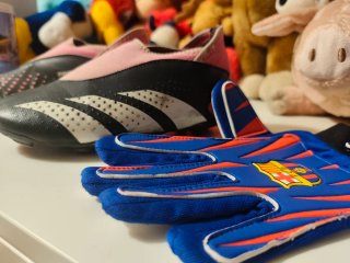 Botas fútbol Adidas Predator T33 regalo guantes