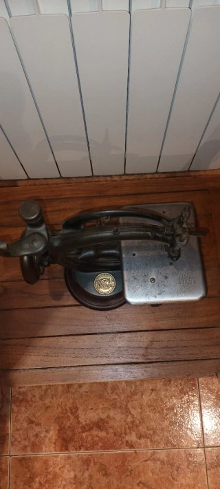 Máquina de coser