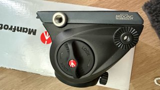 Manfrotto MVH500AH Cabezal de Video Fluido SIN USO