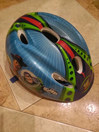 Casco Bicicleta Niño Toy Story