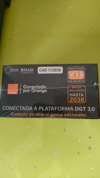 Baliza SOS Road V16 Conectada DGT 3.0