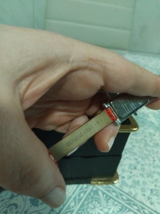 Reloj Tommy Hilfiger Correa Piel Roja