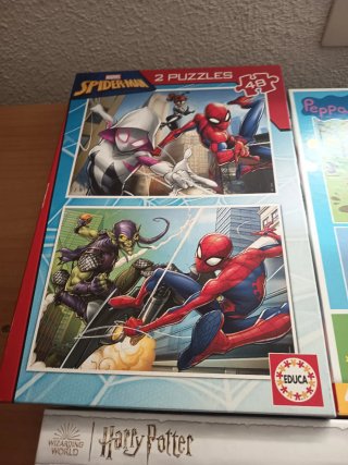 Lote 2 Puzles Spiderman y Harry Potter