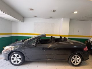 Peugeot 307 CABRIO 2.0HDI 2006 a REVISAR