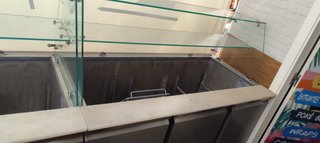 Mesa fría 3 puertas
