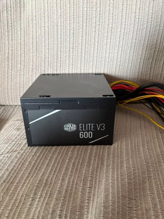 Fuente Alimentación Cooler Master Elite 600W