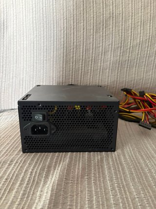 Fuente Alimentación Cooler Master Elite 600W