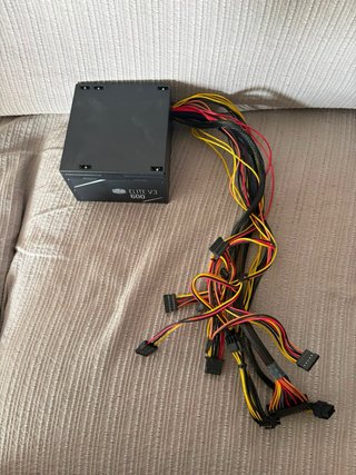 Fuente Alimentación Cooler Master Elite 600W