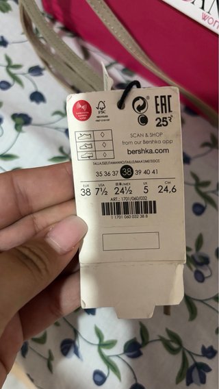 Sandalias cuña esparto Bershka