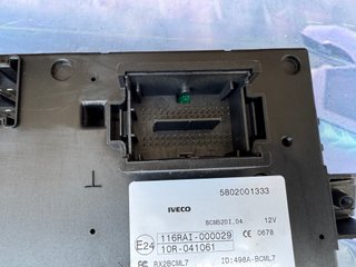 5802001333 Y503441220106 IVECO DAILY Caja Fusibles