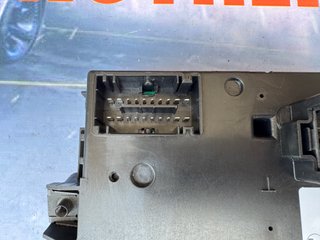 5802001333 Y503441220106 IVECO DAILY Caja Fusibles