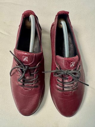 Zapatos cómodos rojos talla 41