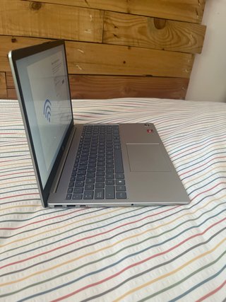 Portátil HP Laptop 15 fc0003ns Plata