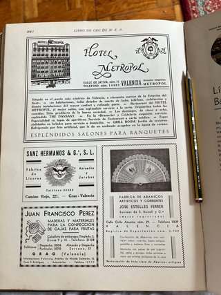 Vintage casi antiguo: gráfica de otra época