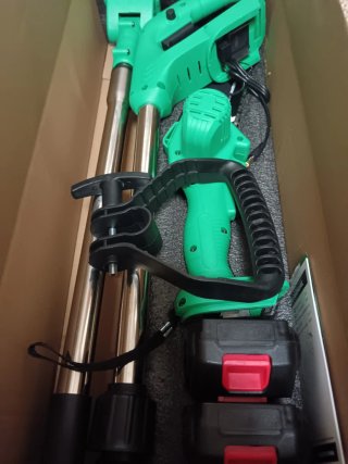 Motosierra Telescópica Plegable (2 Baterías)