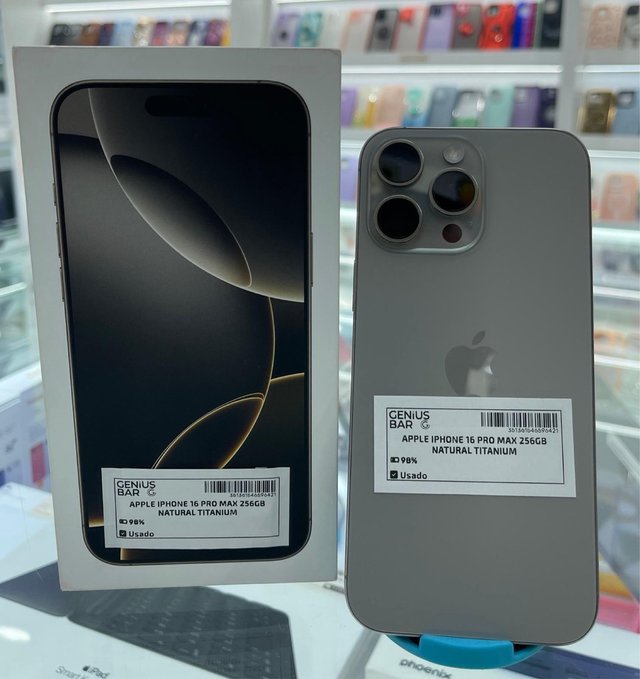 iPhone 16 Pro Max 256GB Natural Titanium