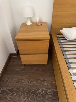 Cama Malm Ikea con Mesillas