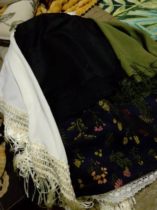 Traje de Baturra Niña
