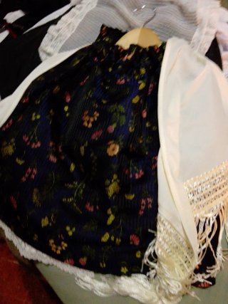 Traje de Baturra Niña