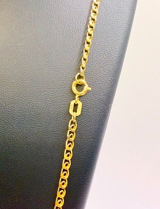 CADENA LOVE ORO DE 18K. Peso 9.58g