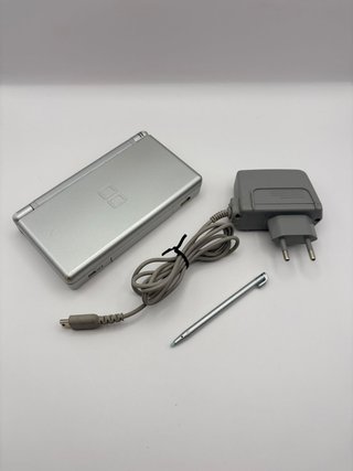 Nintendo DS Lite Plateada