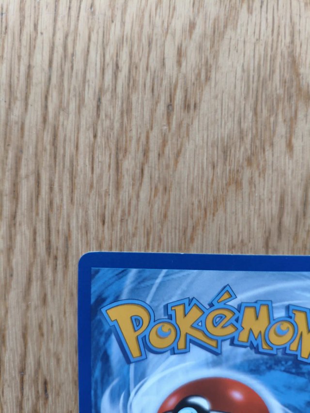 Carta Pokémon Pikachu SWSH020 Near Mint (NM)