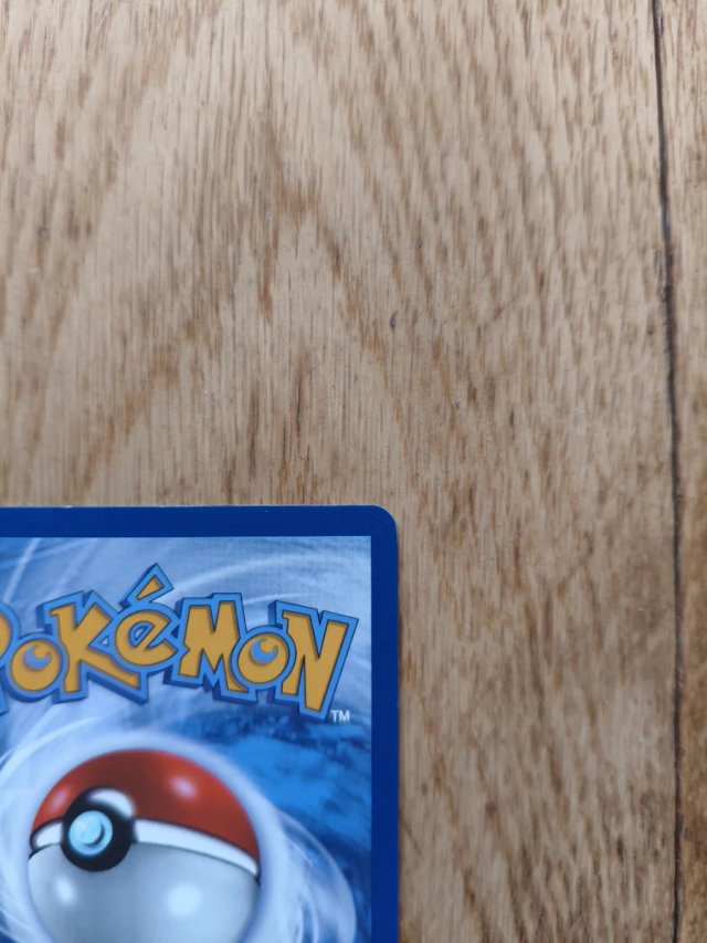 Carta Pokémon Pikachu SWSH020 Near Mint (NM)