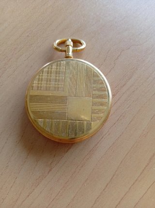 Reloj de bolsillo Lotus dorado