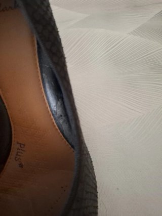 Pequeño desgaste de almacenamiento. Sin usar.