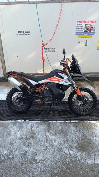 KTM 790 Adventure
