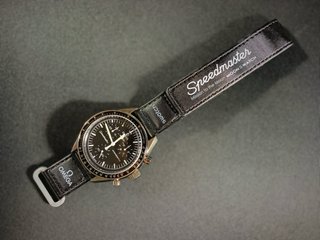MoonSwatch en acero inoxidable