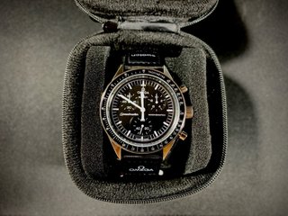 MoonSwatch en acero inoxidable