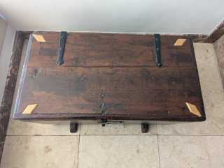 Baúl antiguo madera y metal principios S.XX