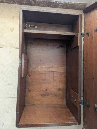 Baúl antiguo madera y metal principios S.XX