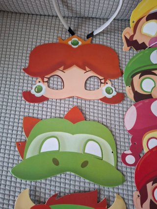 Lote 12 Máscaras y Corona Mario Bros Fiesta nuevos