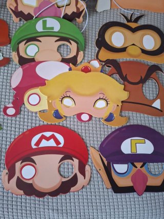 Lote 12 Máscaras y Corona Mario Bros Fiesta nuevos
