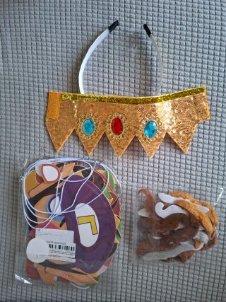Lote 12 Máscaras y Corona Mario Bros Fiesta nuevos
