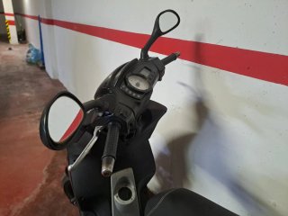 Piaggio NGR Scooter Negra ciclomotor