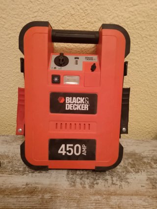 Arrancador Black & Decker 450 AMP