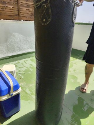 Saco de boxeo Adidas + soporte