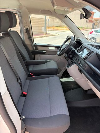 Volkswagen Transporter T6 2016