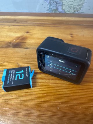 GoPro 11 Black Edition Schermo Rotto